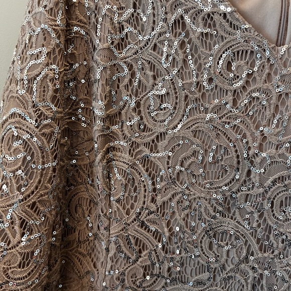 Alex Evenings Gold Size 22w Midi Length Fit and Flare - Picture 6 of 8